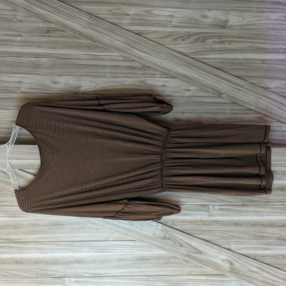 🐢Max Studio Women's Striped Drop Waist Dress Size Medium - NO BELT - Picture 1 of 6